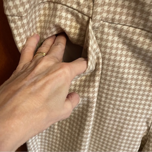 Old Navy Plus Size 20 Tan White Houndstooth-High Rise Pixie Pants-NWT - Picture 12 of 14